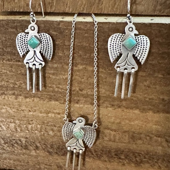 Jewelry - Sterling Silver Kingman Turquoise Dangle Thunderbird Necklace and Earrings Set